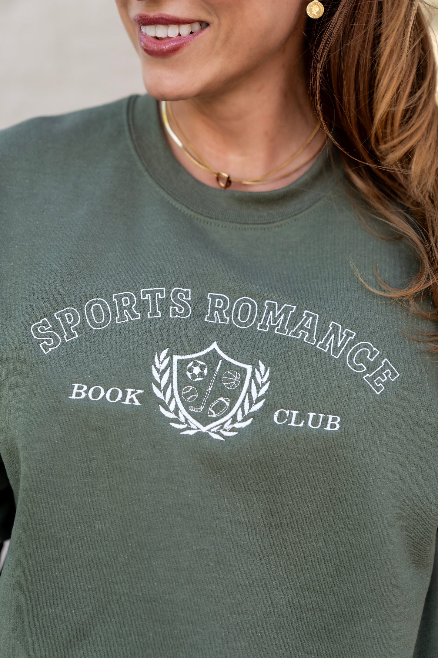 SPORTS ROMANCE Crewneck Sweatshirt in Military Green