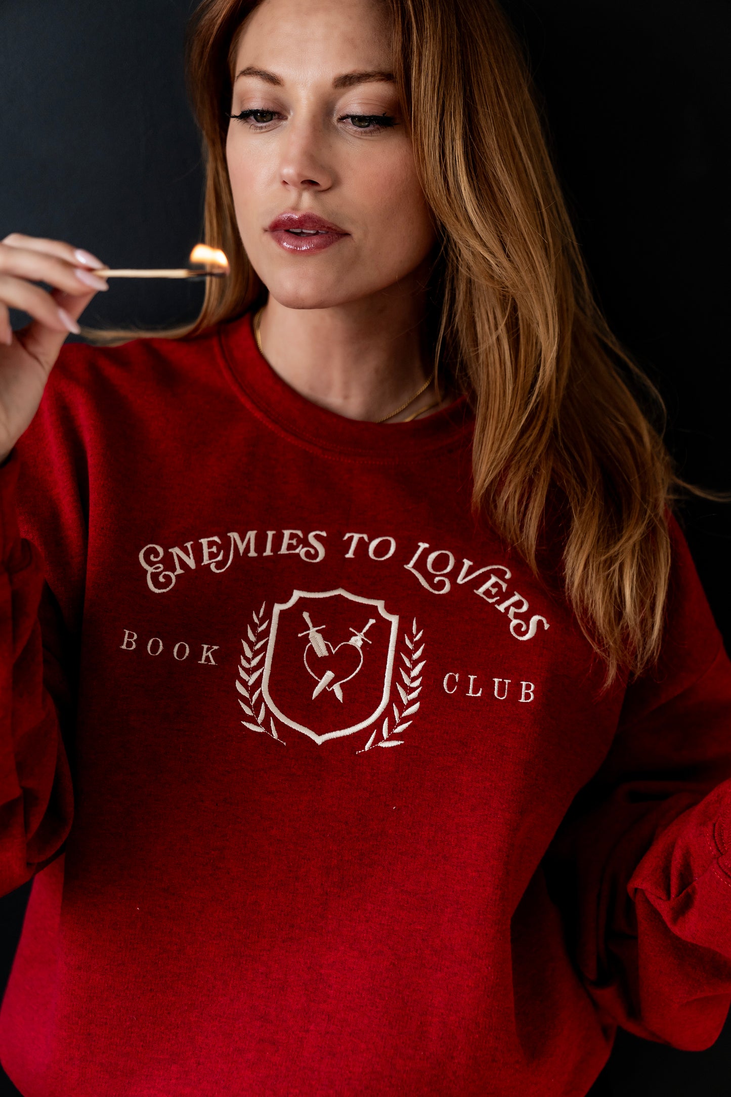 ENEMIES TO LOVERS Crewneck Sweatshirt in Cherry Red